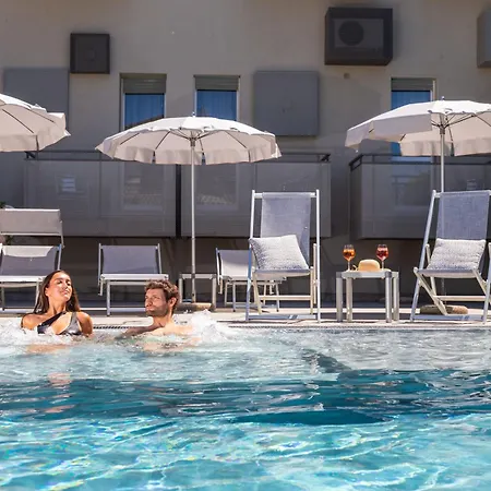 Rombino Hotel 3*